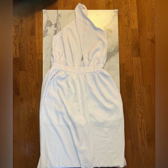 White commense jumper, size large - Picture 3 of 3